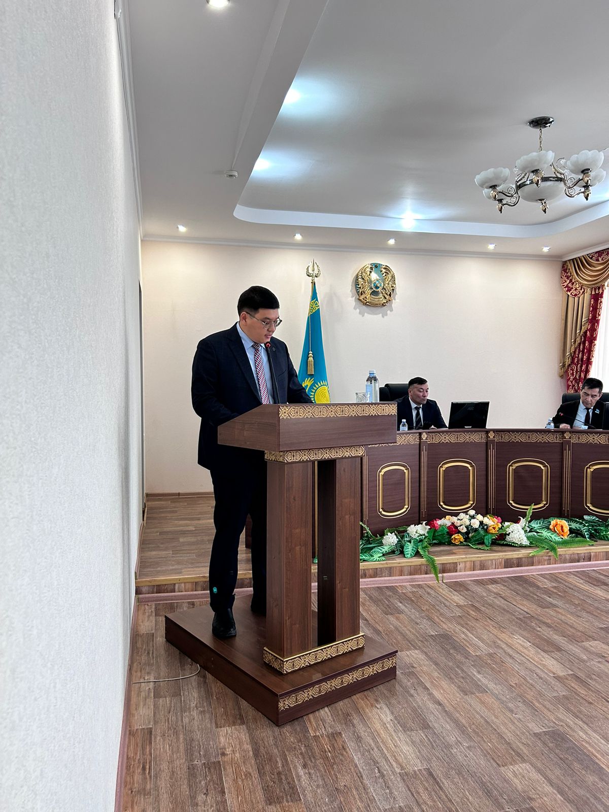 Аудандық мәслихаттың кезектен тыс сессиясы