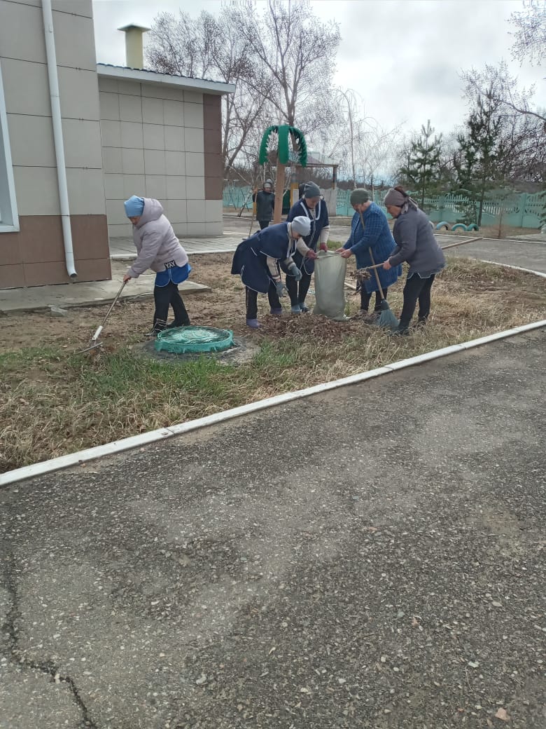 «Таза Қазақстан» экологиялық бағдарламасы аясында Аманқарағай ауылында «Таза өлке» акциясы өтті. Аталған акцияға «Бөбек» балабақшасының ұжымы белсенді қатысты