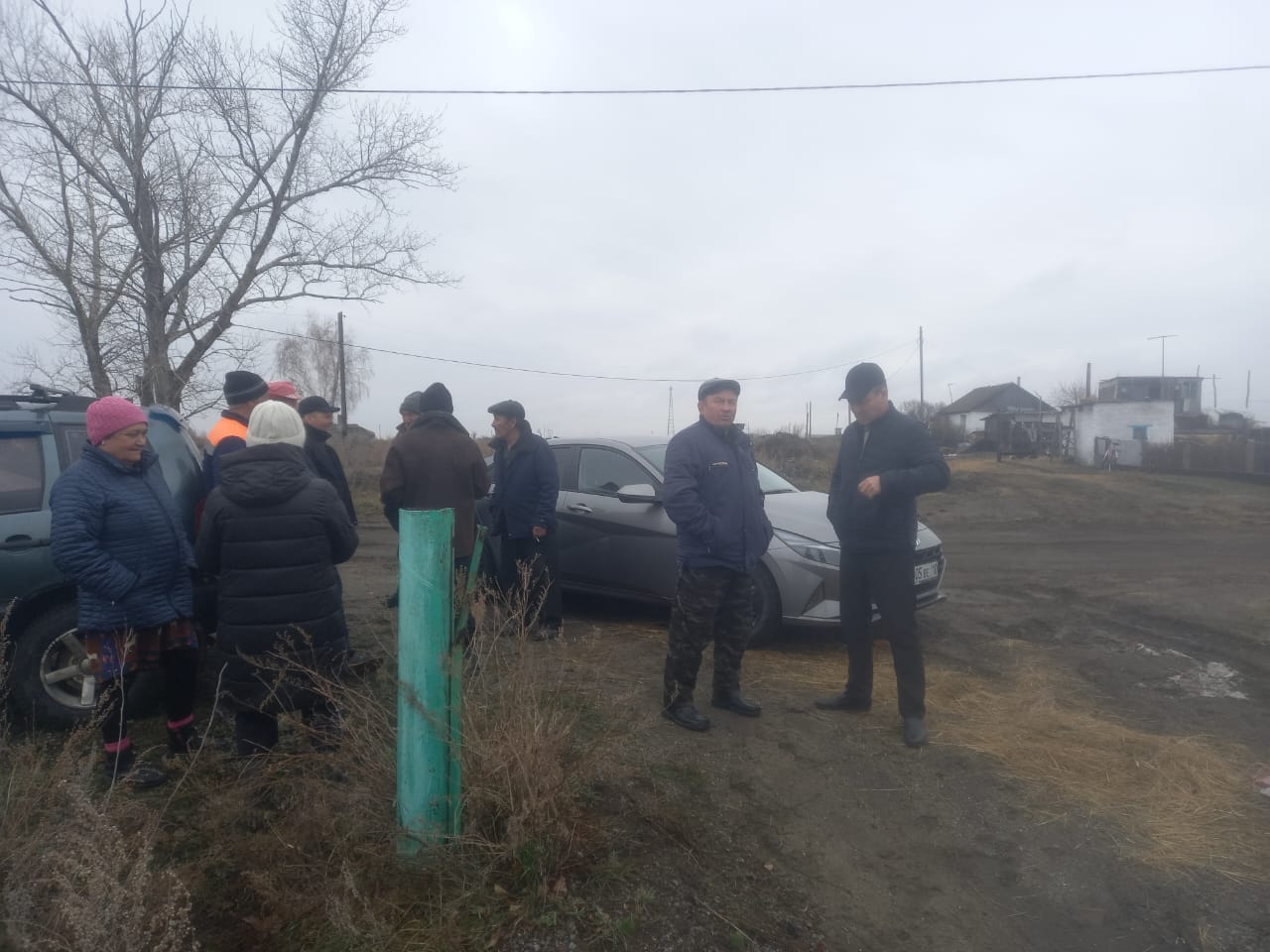 Новотроицк ауылдық округі әкімі Подгородка ауылы тұрғындарымен кездесуі.