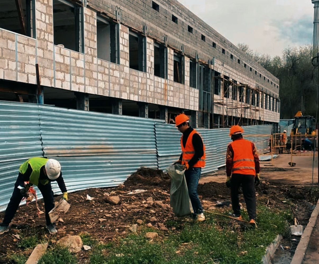 Қаланың құрылыс нысандарында сенбілік өтті