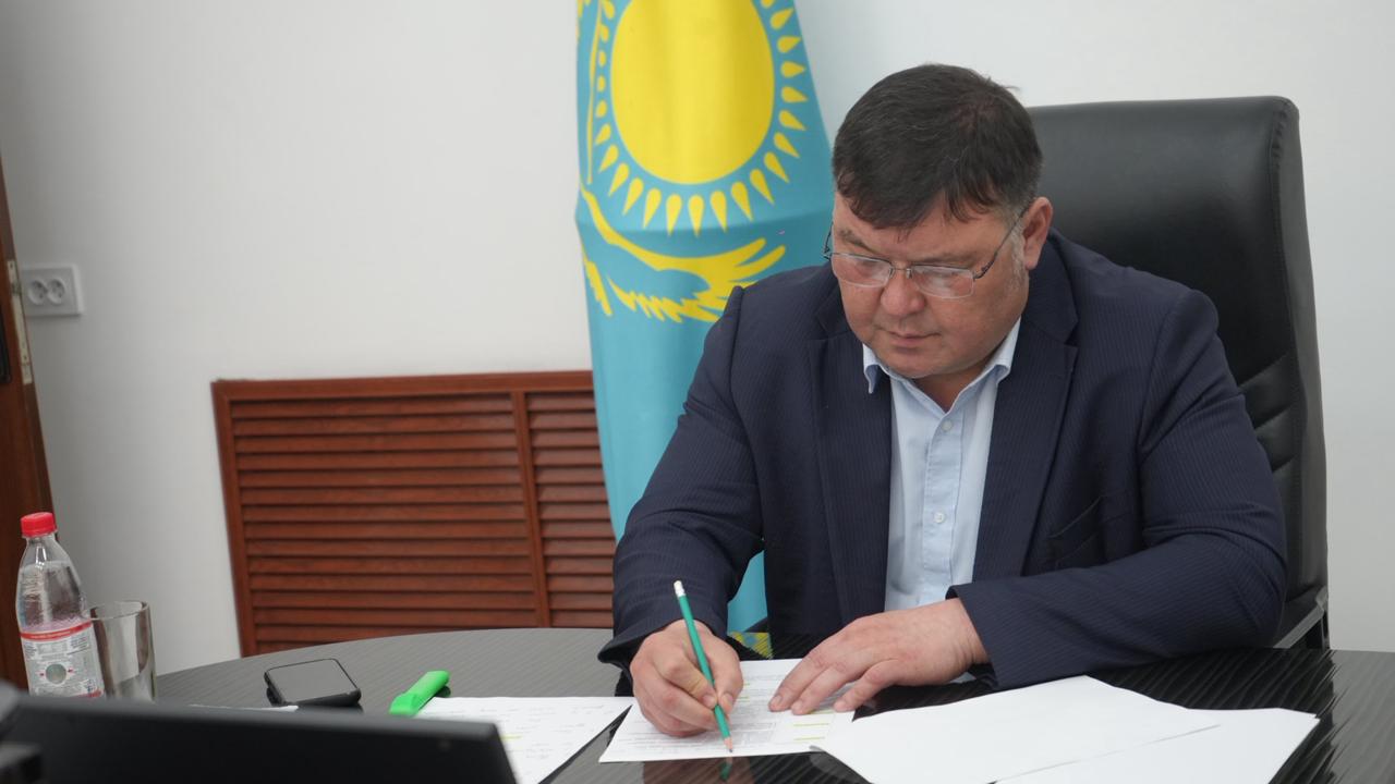 АППАРАТТЫҚ МӘЖІЛІСТЕ ӨЗЕКТІ МӘСЕЛЕЛЕР ҚАРАЛДЫ