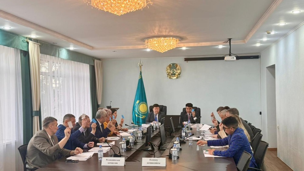 Петропавл қалалық мәслихатының кезектен тыс 33 сессиясы