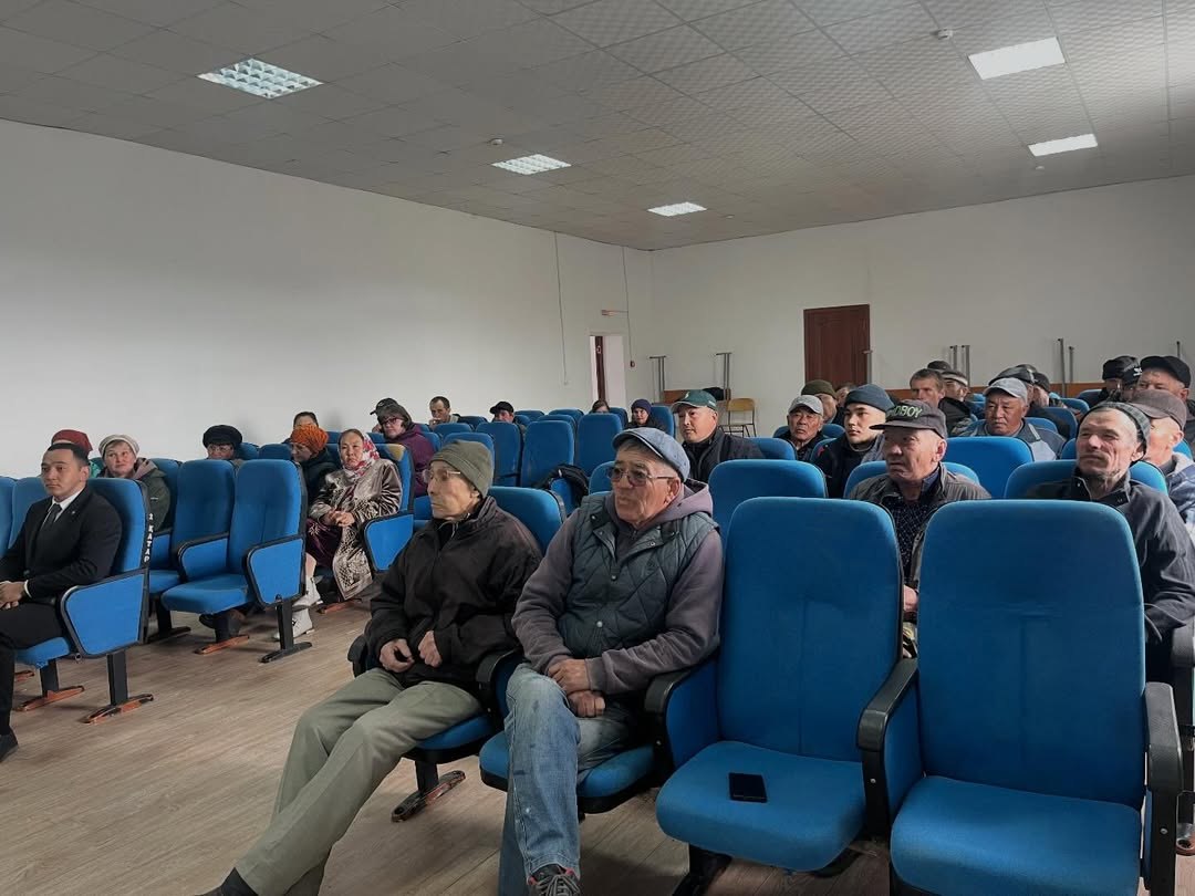 Бүгін Құрмансай ауылында тұрғындардың жалпы жиналысы өтті.