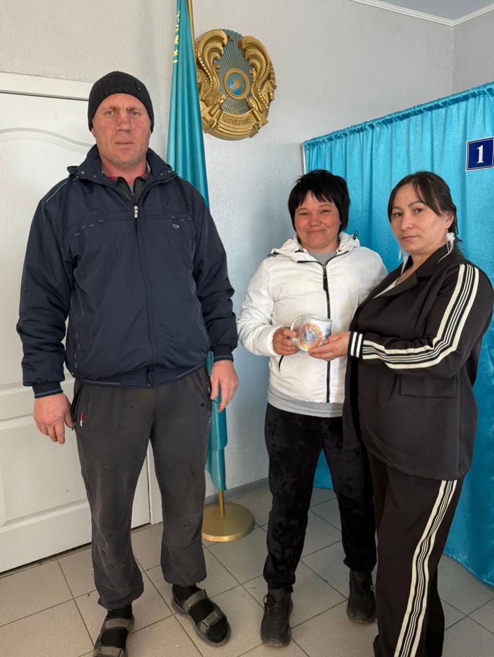 Интернациональный ауылдық округінің Біртал ауылындағы №430 сайлау учаскесінде тұрғындар белсенді азаматтық ұстанымын көрсетуде.