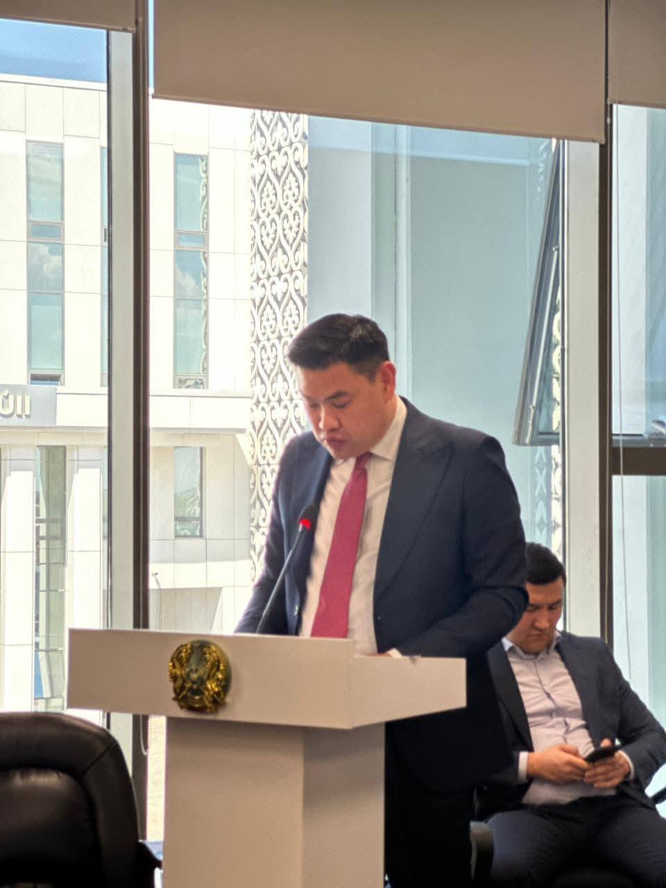 Түркістан облысы Қоғамдық кеңесінің кезекті отырысында  Төлеби ауданы әкімінің орынбасары Бауыржан Қайратұлы есеп берді.