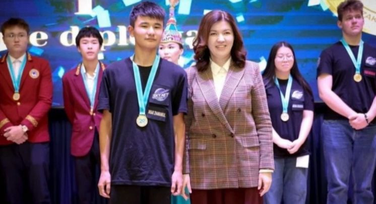 Елордада өткен «Ғылым әлемін ашамыз» халықаралық ғылыми жарысының қорытындылау салтанаты жамбылдық оқушылар үшін айрықша оқиғаға айналды.