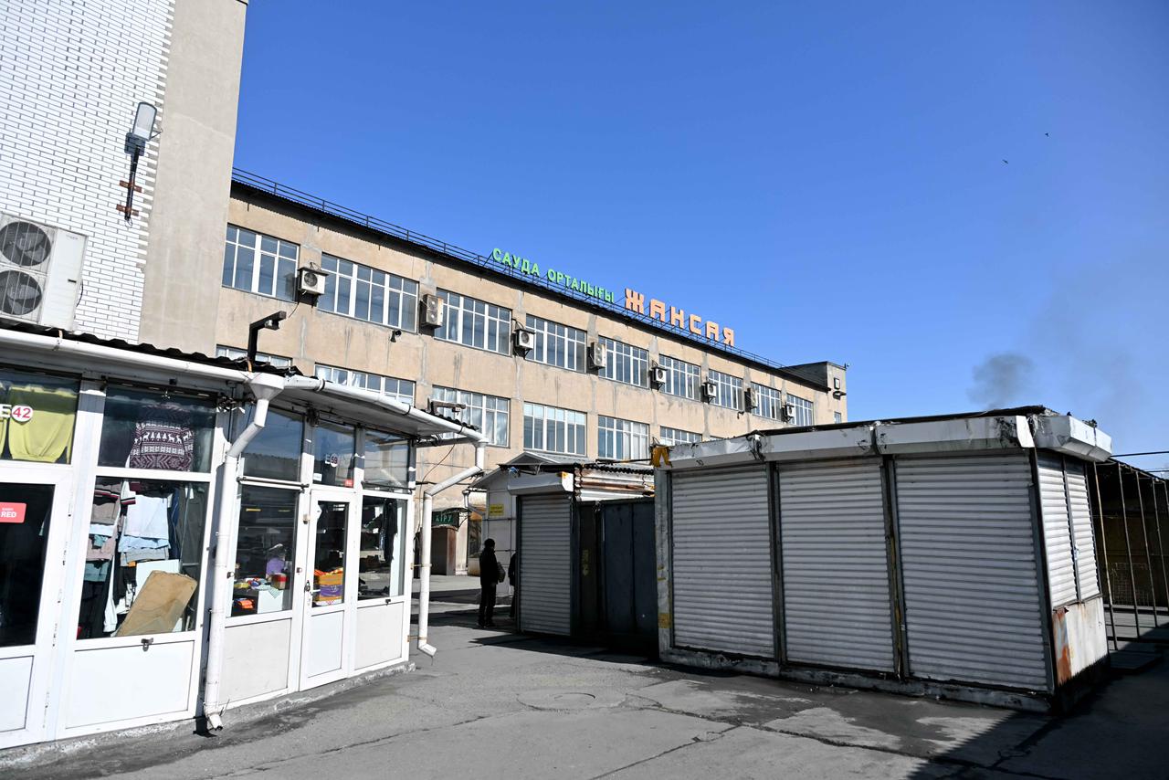 Облыс әкімі: Сауда нысандарындағы тазалық пен тәртіп мәселесі үнемі бақылауда болады