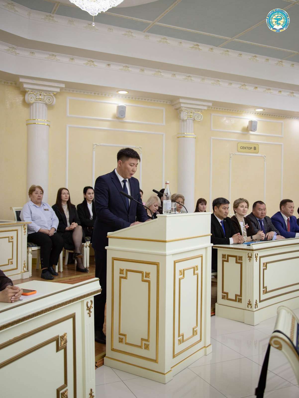 Преемственность и инновации в подготовке акушерских кадров