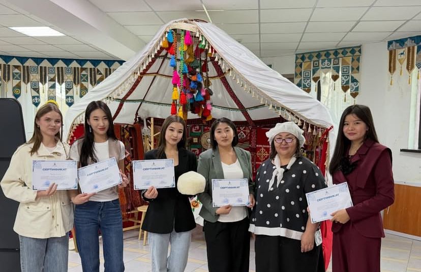 Талдықорғанда “Тақия: дәстүрден трендке” этно шеберлік сағаты өтті