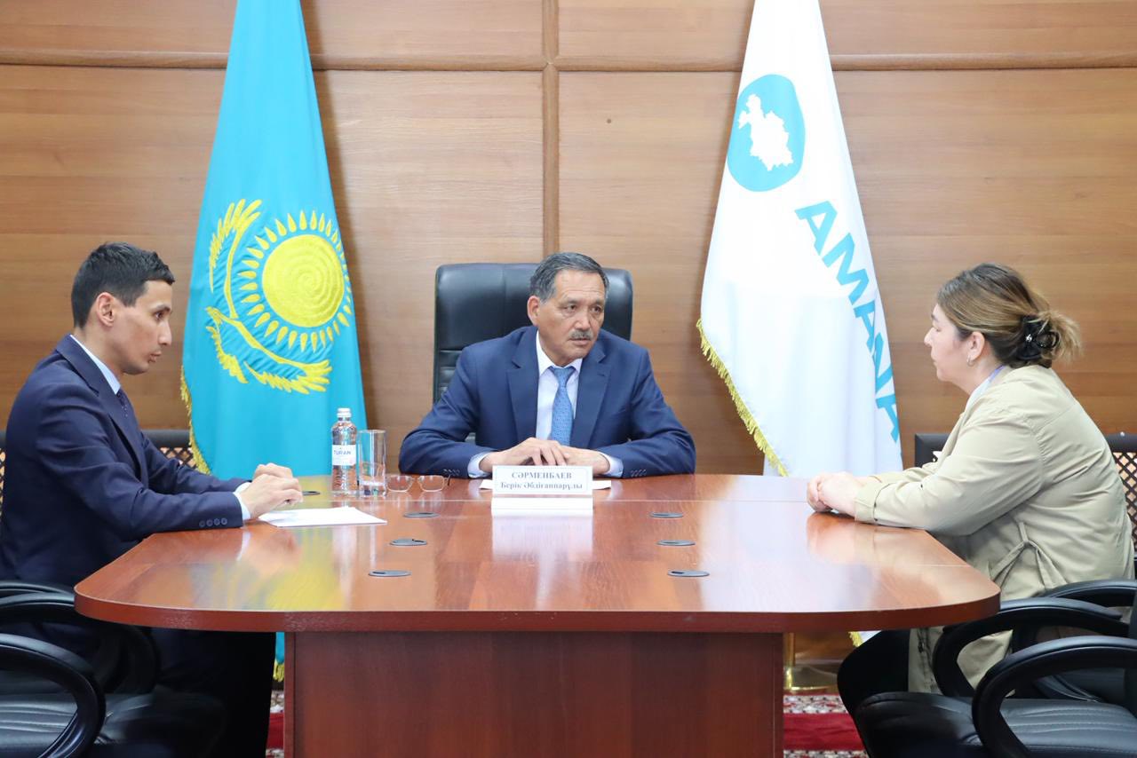 Аудан әкімі тұрғындарға жеке қабылдау өткізді