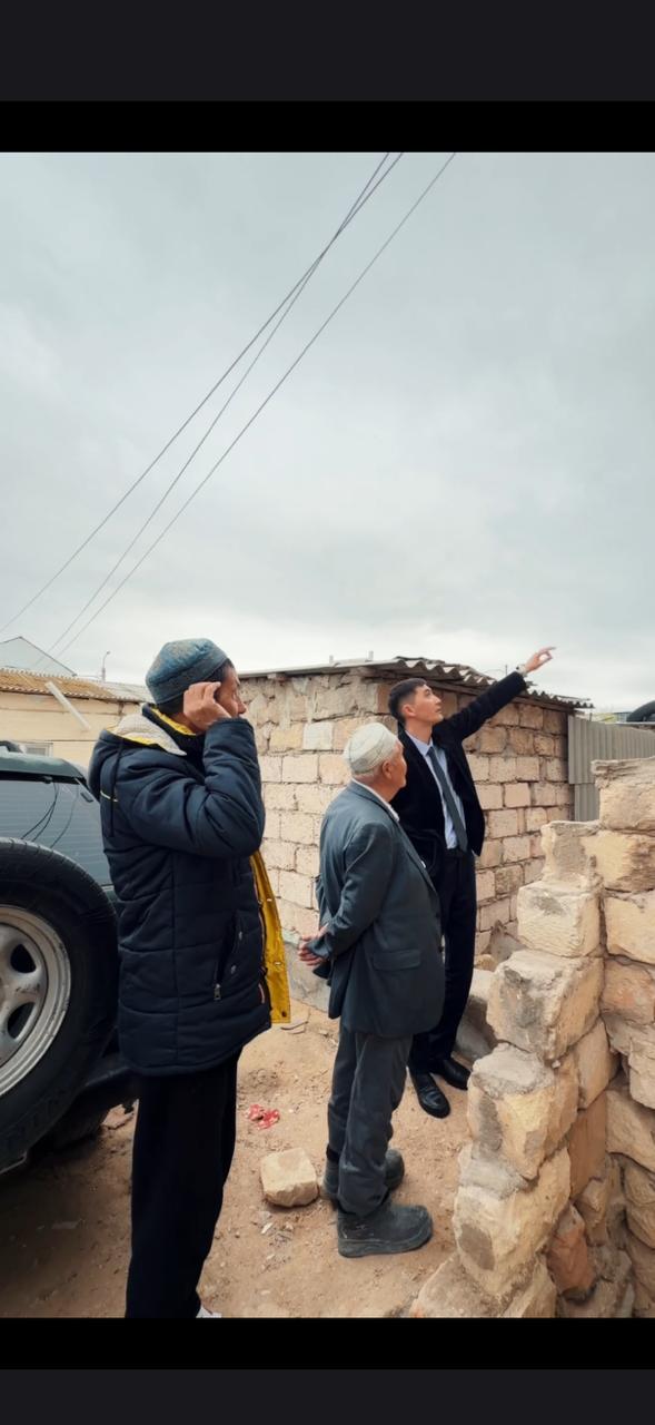 Өмірзақ ауылында орналасқан №1 көппәтерлі тұрғын үйдің қас келбетін ағымдағы жөндеу жұмыстарының жүргізілуіне байланысты ауыл әкімі аппараты тарапынан тұрғындарға түсіндірме жұмыстары жүргізілді