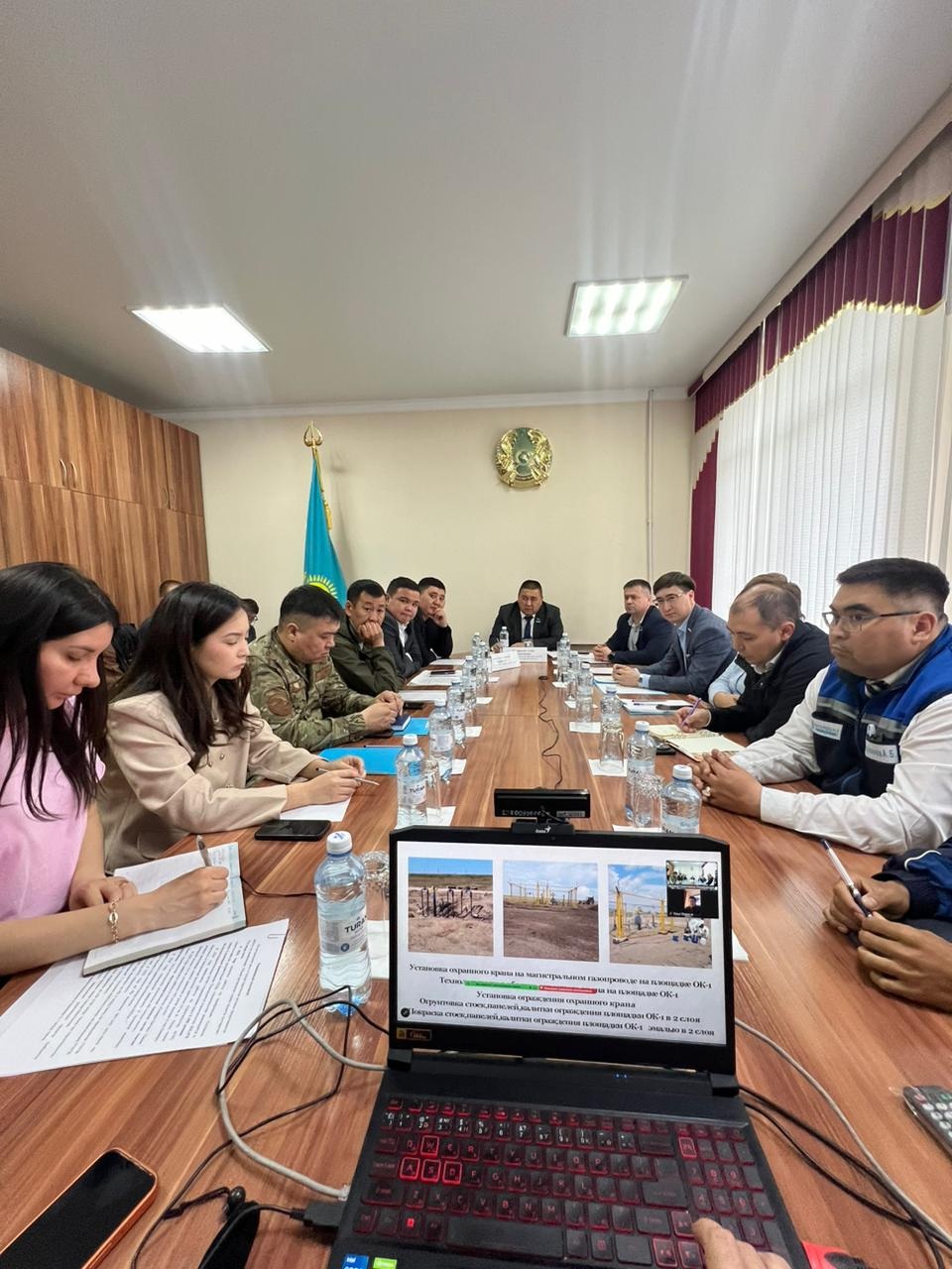 Өткен аптада А.К. Омарбековтың төрағалығымен Шахтинск қалалық мәслихатының уақытша жұмыс комиссиясының, «AMANAT» партиясы Шахтинск қалалық филиалының партиялық бақылау комиссиясының және Шахтинск қаласының Қоғамдық кеңесінің бірлескен отырысы өтті.