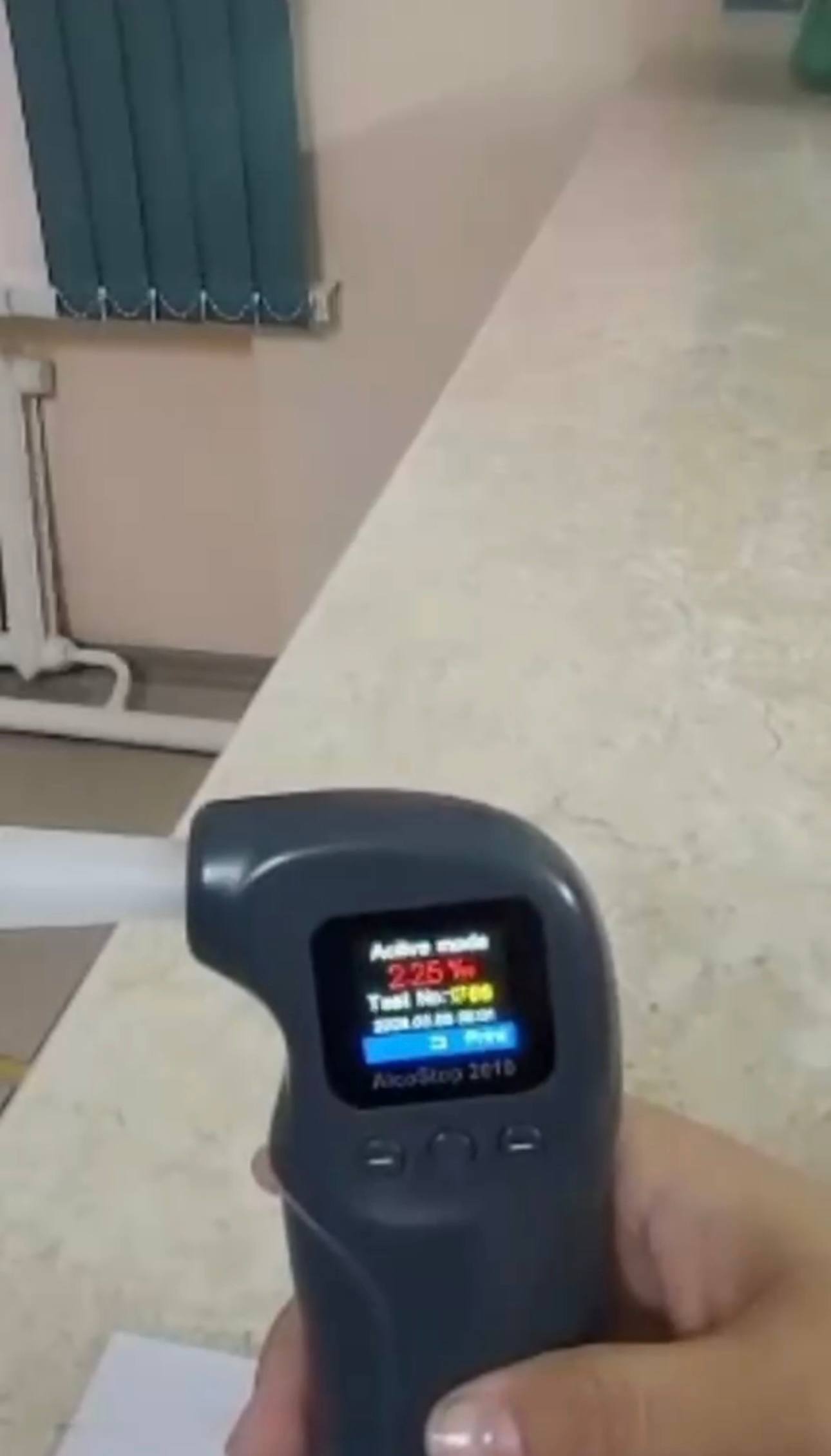 Қауіпті жүргізуші: Абай облысында мас күйінде көлік құралын тізгіндеген азаматтың жолы кесілді.