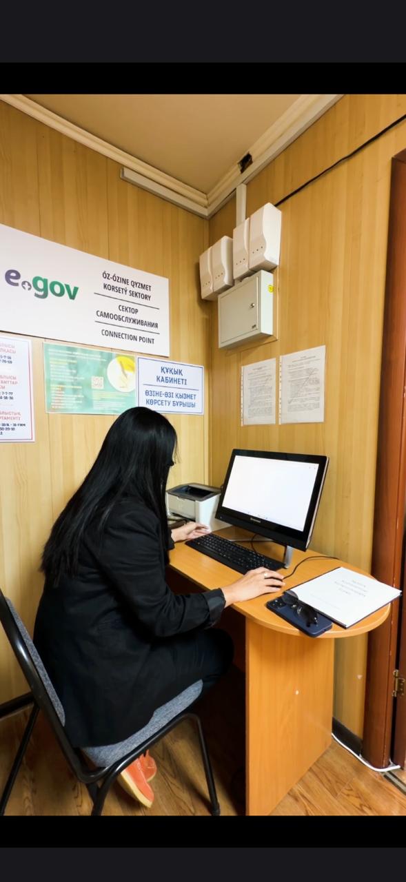 Маңғыстау облысы әкімінің тапсырмасын орындау мақсатында «Өмірзақ ауылы әкімінің аппараты» мемлекеттік мекемесінде «Құқық кабинеті» өз жұмысын жүргізуде