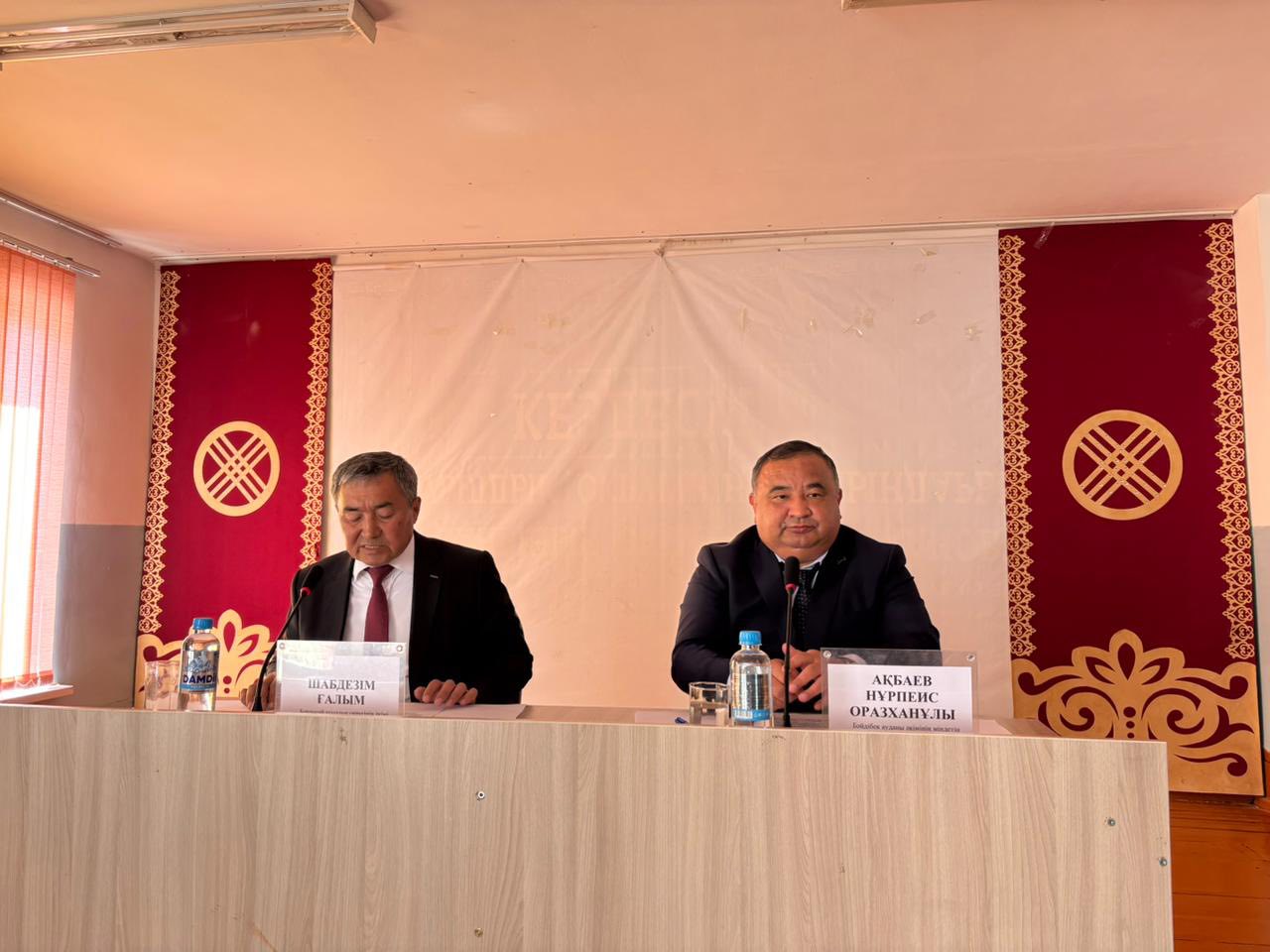 БӘЙДІБЕК: АУДАН ӘКІМІНІҢ М.У.А Н.АҚБАЕВТЫҢ АУЫЛДЫҚ ОКРУГТЕРДІ АРАЛАУЫ БАСТАЛДЫ