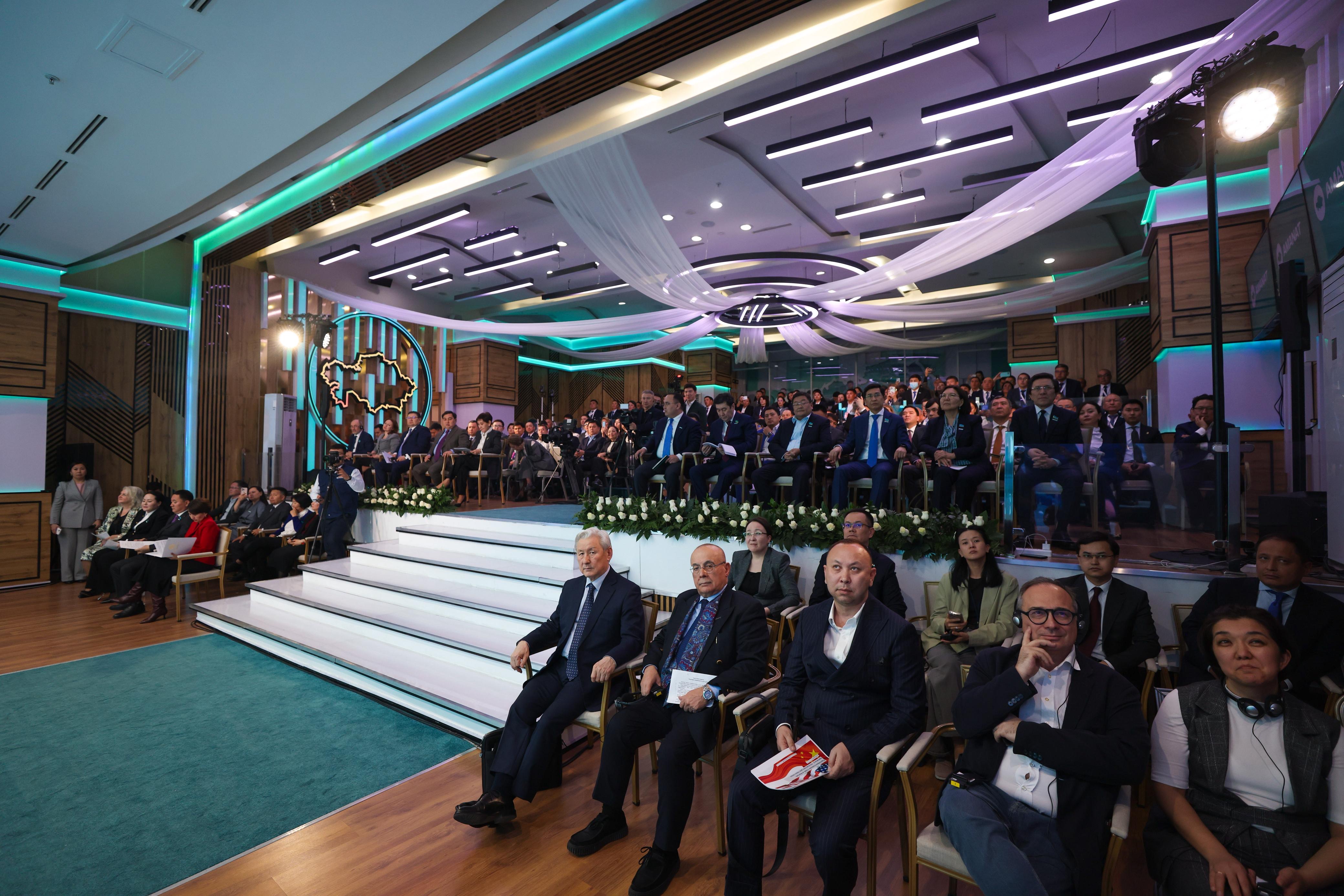 Облыс әкімі жергілікті басқару сапасын арттыру тақырыбында баяндама жасады