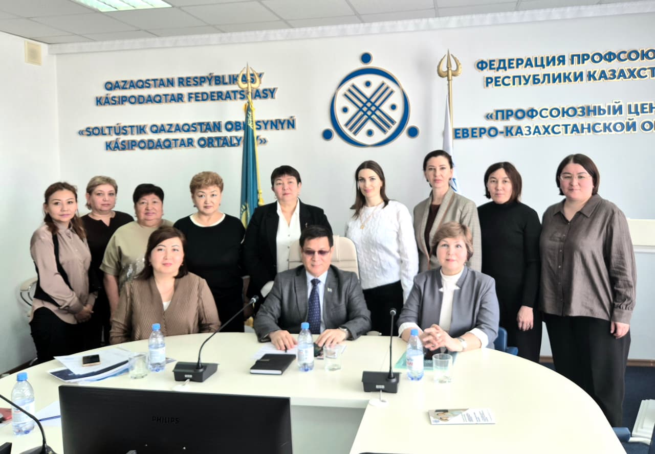 Участие в круглом столе