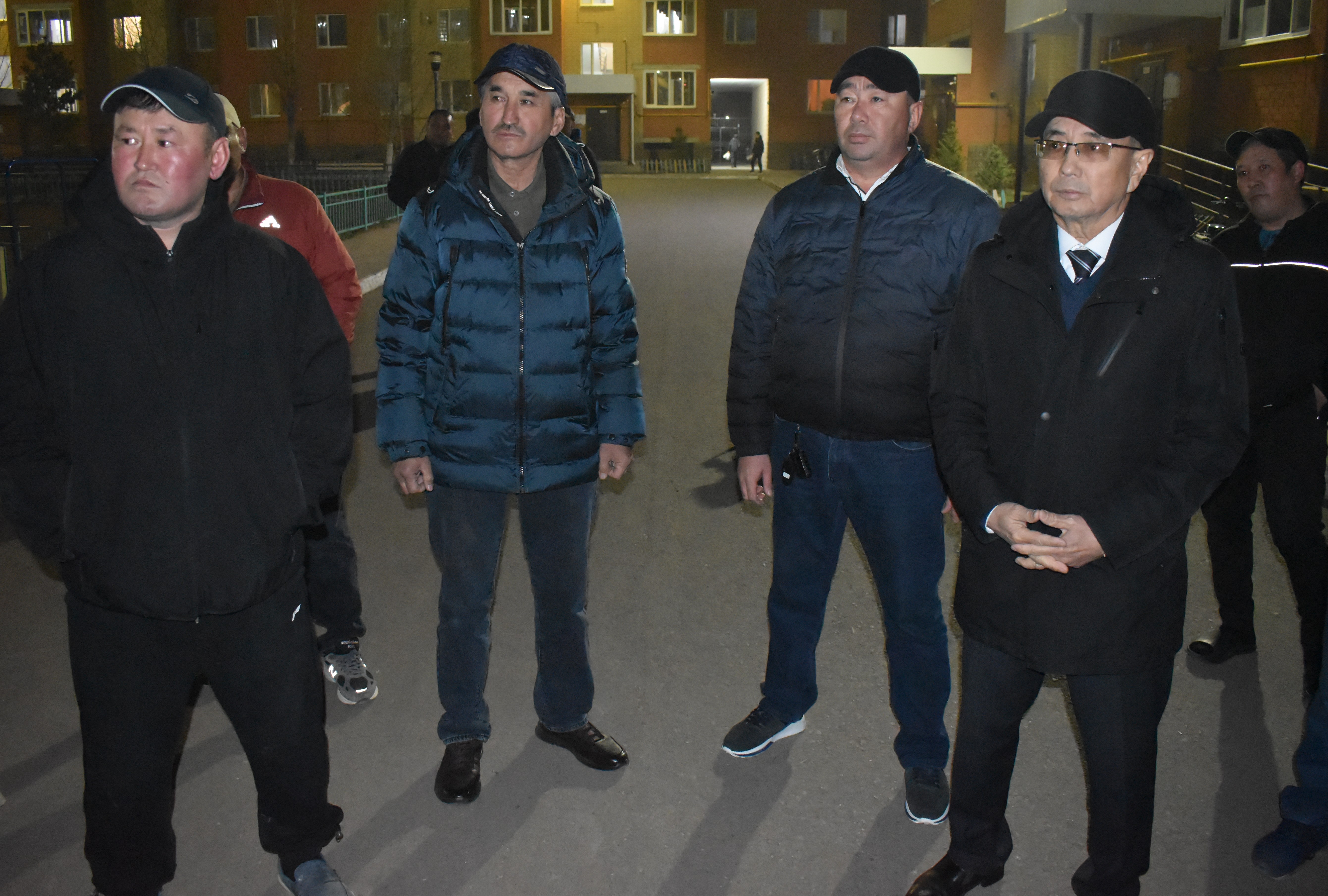 МӘСЛИХАТ ДЕПУТАТТАРЫ ЕСЕПТІК КЕЗДЕСУЛЕР ӨТКІЗУДЕ