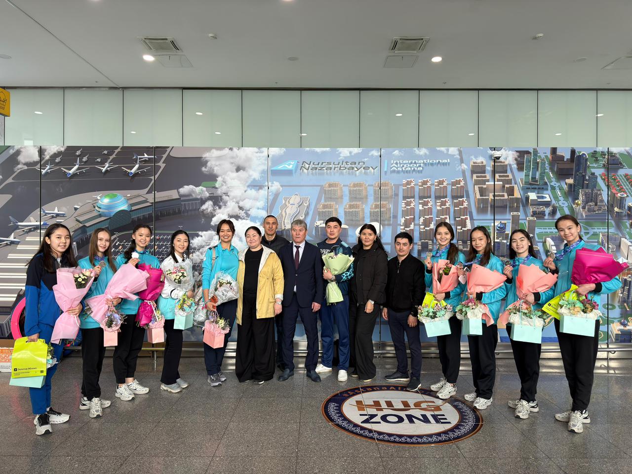 Әлем кубогында күміс жүлде жеңіп алған елордалық спортшылар елге оралды