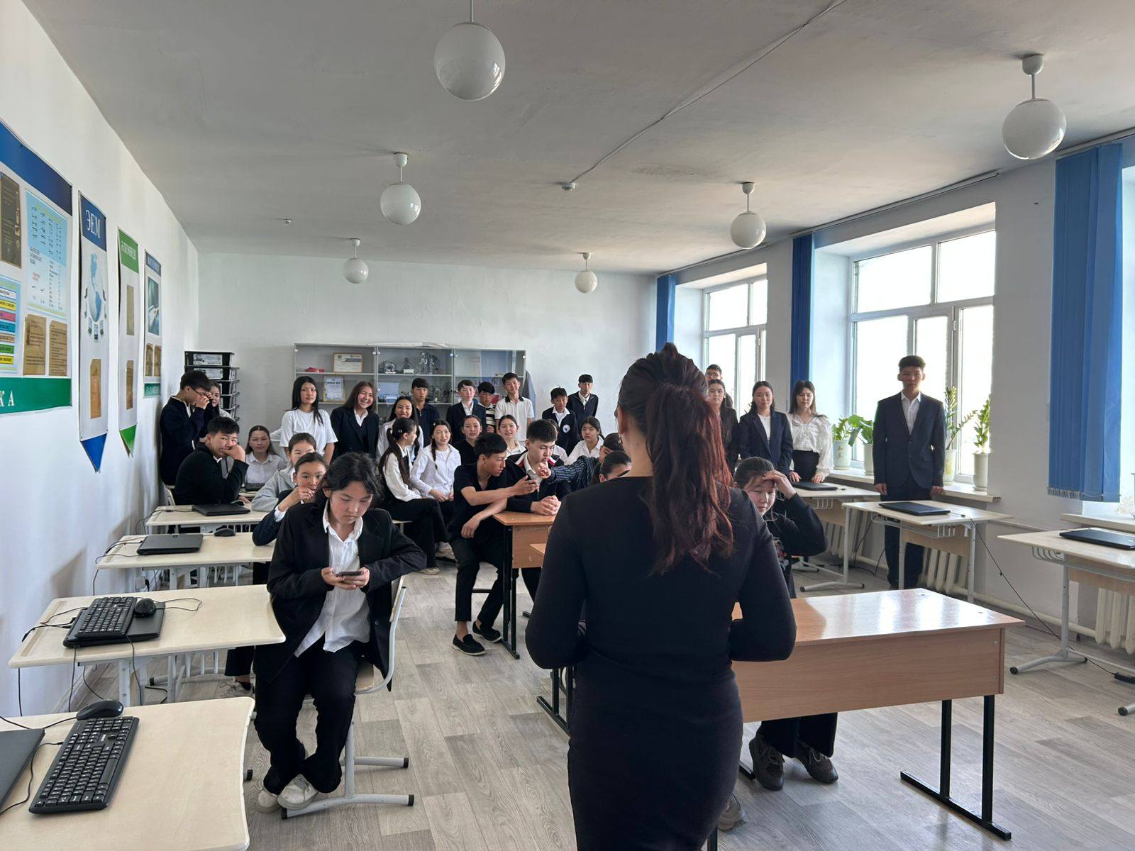 Кәсіптік бағдар беру мақсатында Алматы қаласындағы Нұр-Мүбәрак университетінен және Семей медициналық колледжінен мамандар келді