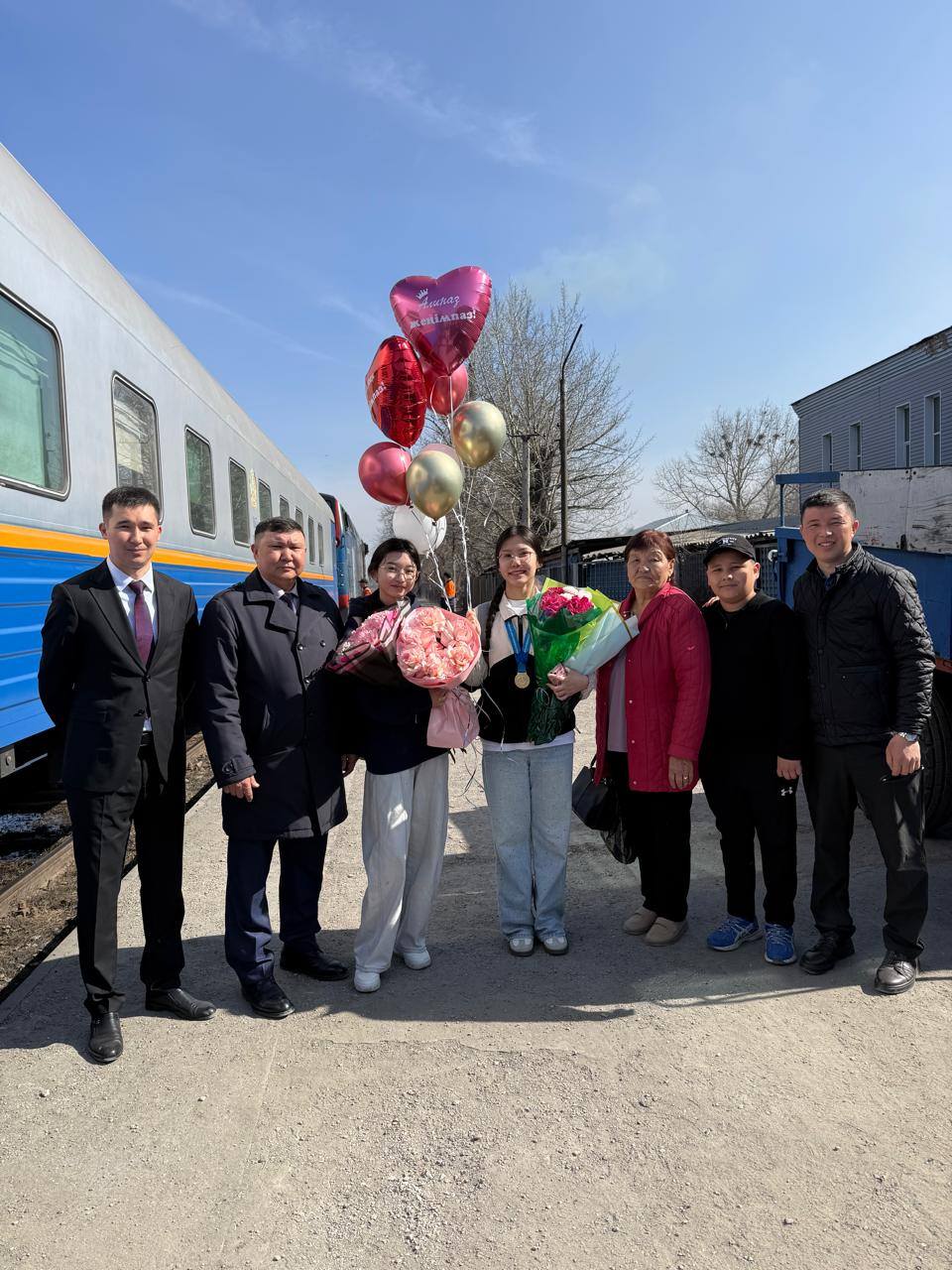 Жеңіспен оралған жеңімпаздар