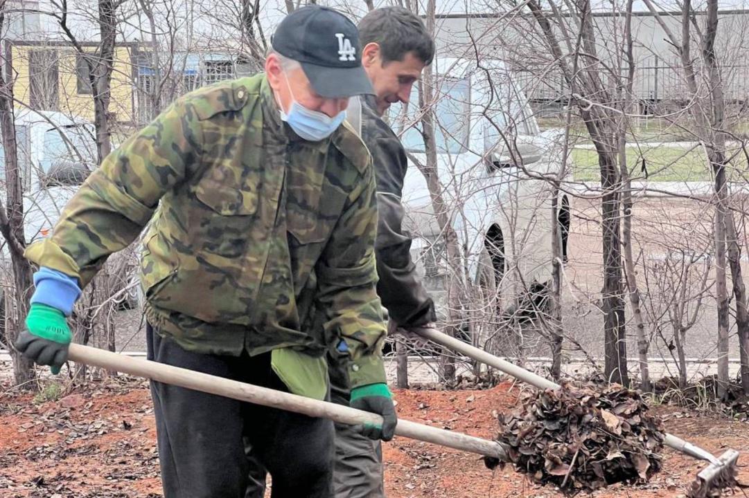 «Таза Қазақстан»: Астанада кәсіпорын қызметкерлері экологиялық акцияға атсалысты
