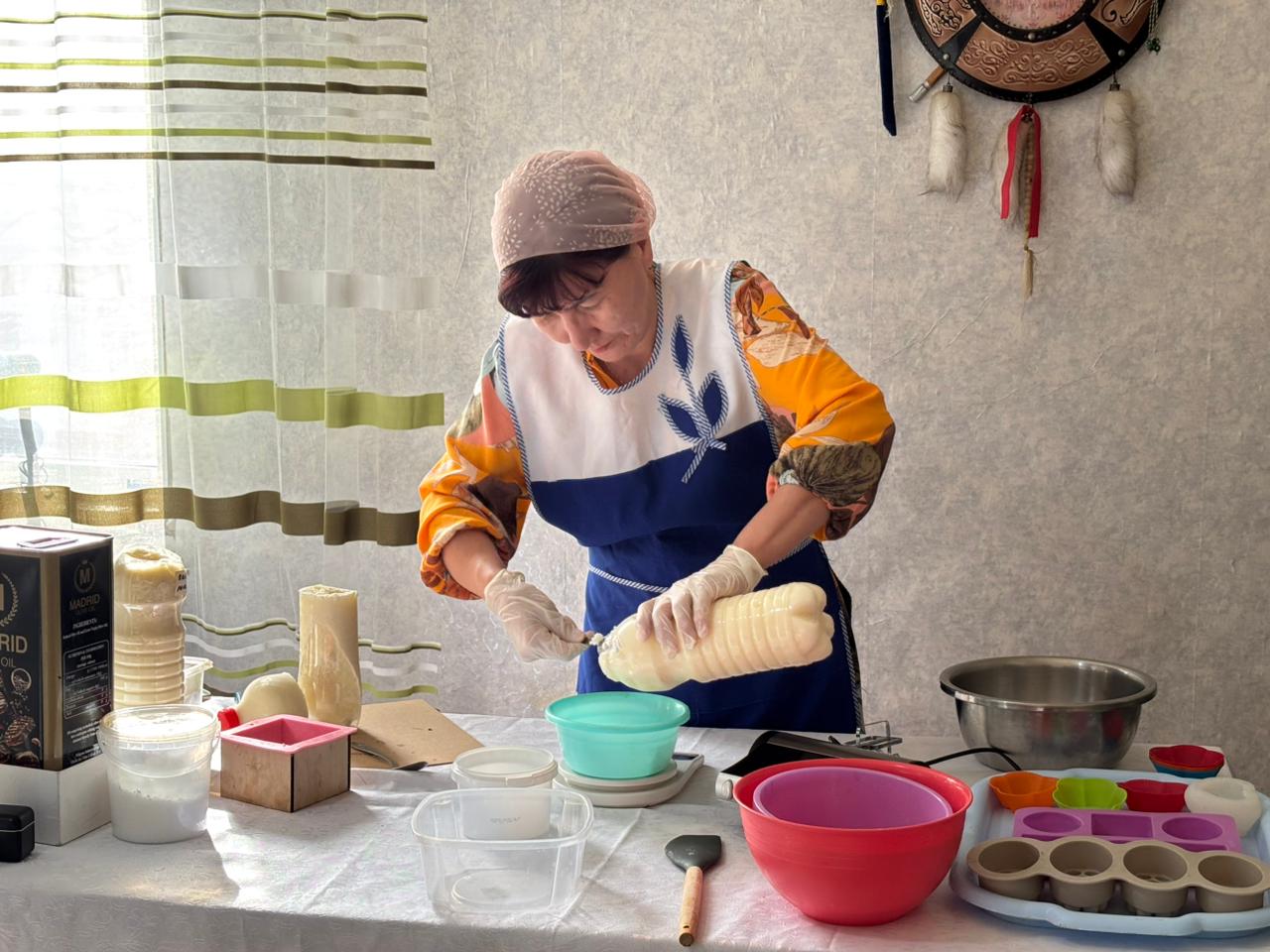 История предпринимателя, который занимается производством натуральных продуктов дома, является примером для многих.