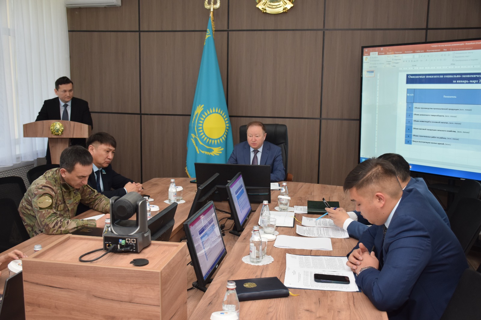 Қызылжар ауданында әлеуметтік-экономикалық даму, су тасқыны жағдайы және аумақтарды абаттандыру мәселелері қаралды