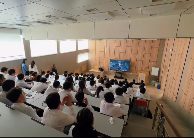 Шымкент полицейлері студенттерге есірткінің алдын алу бағытында дәріс өткізді