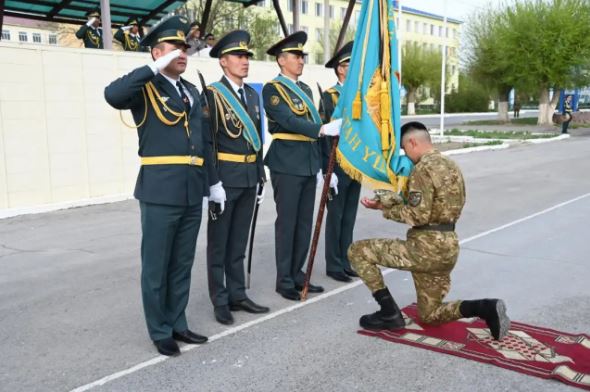 В Гвардейском гарнизоне 600 солдат получили военно-учетные специальности