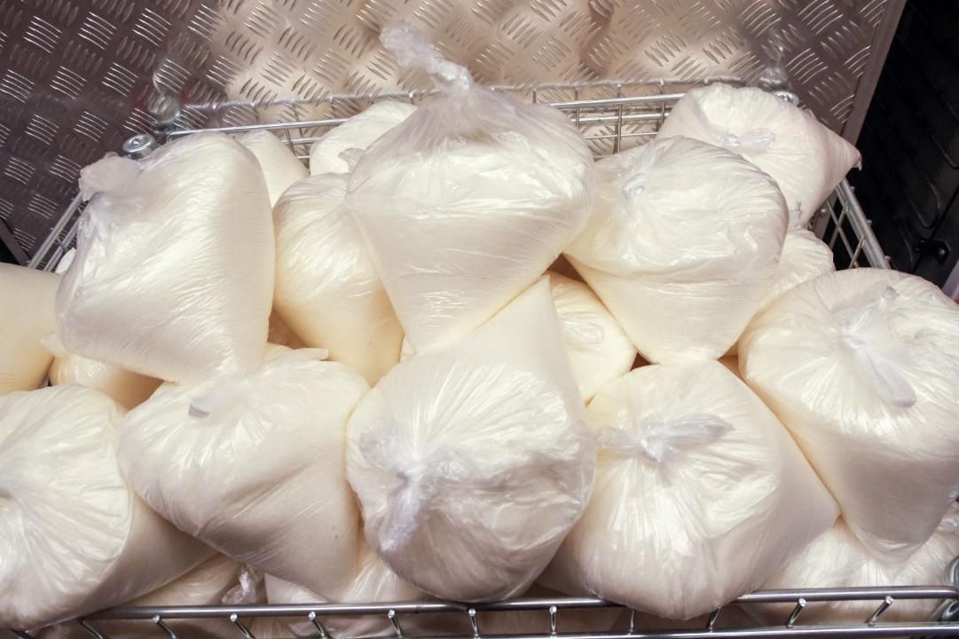 Алматыда қанттың бір келісі 445,5 теңгеге дейінгі бағамен сатылып жатыр