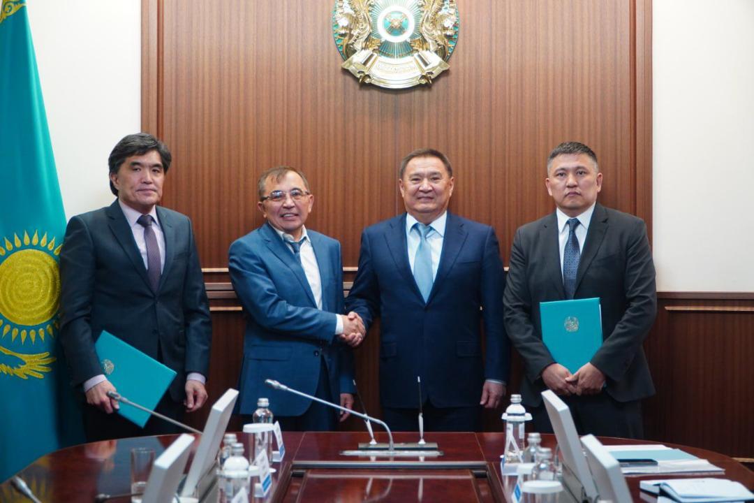 Aitas холдингі мен Ақмола облысы әкімдігі арасында құс асыл тұқымды репродуктор салу туралы меморандумға қол қойылды