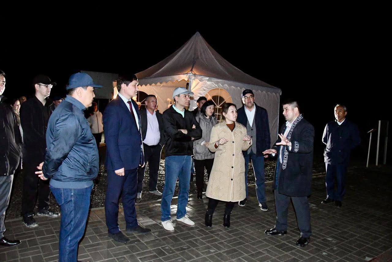 ҚҰРМЕТТІ МЕЙМАН ЖАНКЕНТ ТӨРІНДЕ