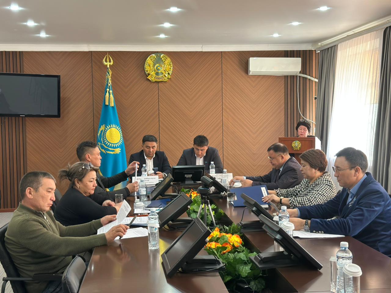 Алға аудандық мәслихатының тұрақты комиссияларының отырысы өтті