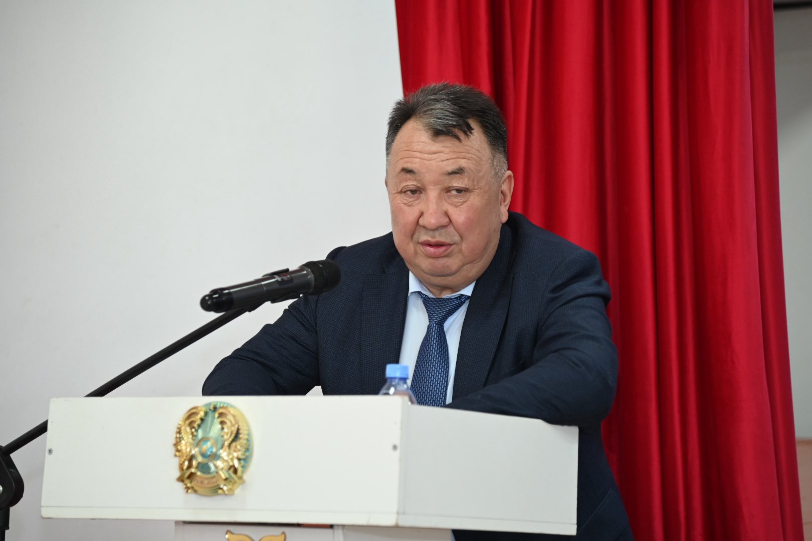 АУДАН БАСШЫСЫ ТАСТЫ АУЫЛДЫҚ ОКРУГІ ТҰРҒЫНДАРЫМЕН КЕЗДЕСТІ