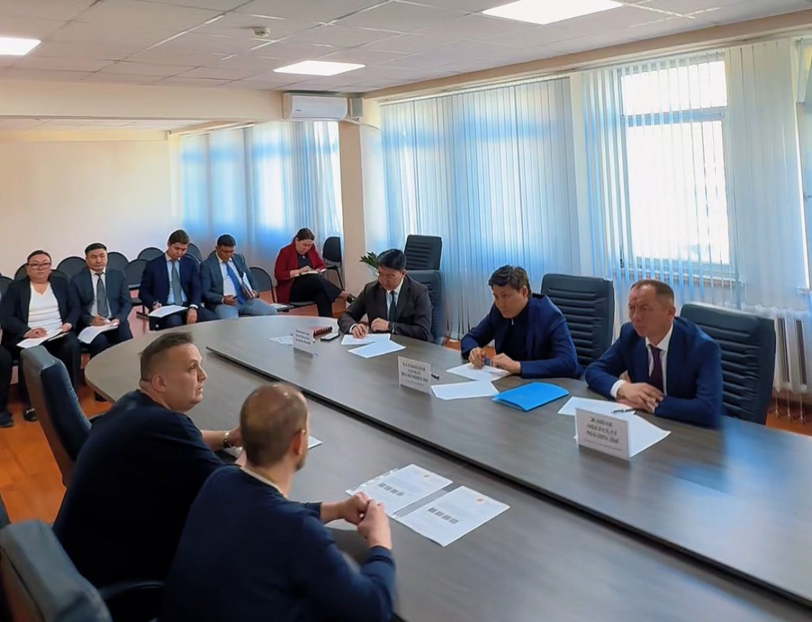 Бостандық ауданының әкімі азаматтарды қабылдады