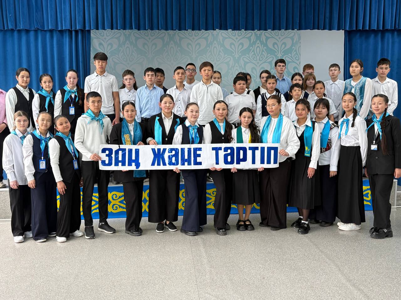 Аққулы ауданы мектептерінің президенттері қауіпсіз орта қалыптастыруда