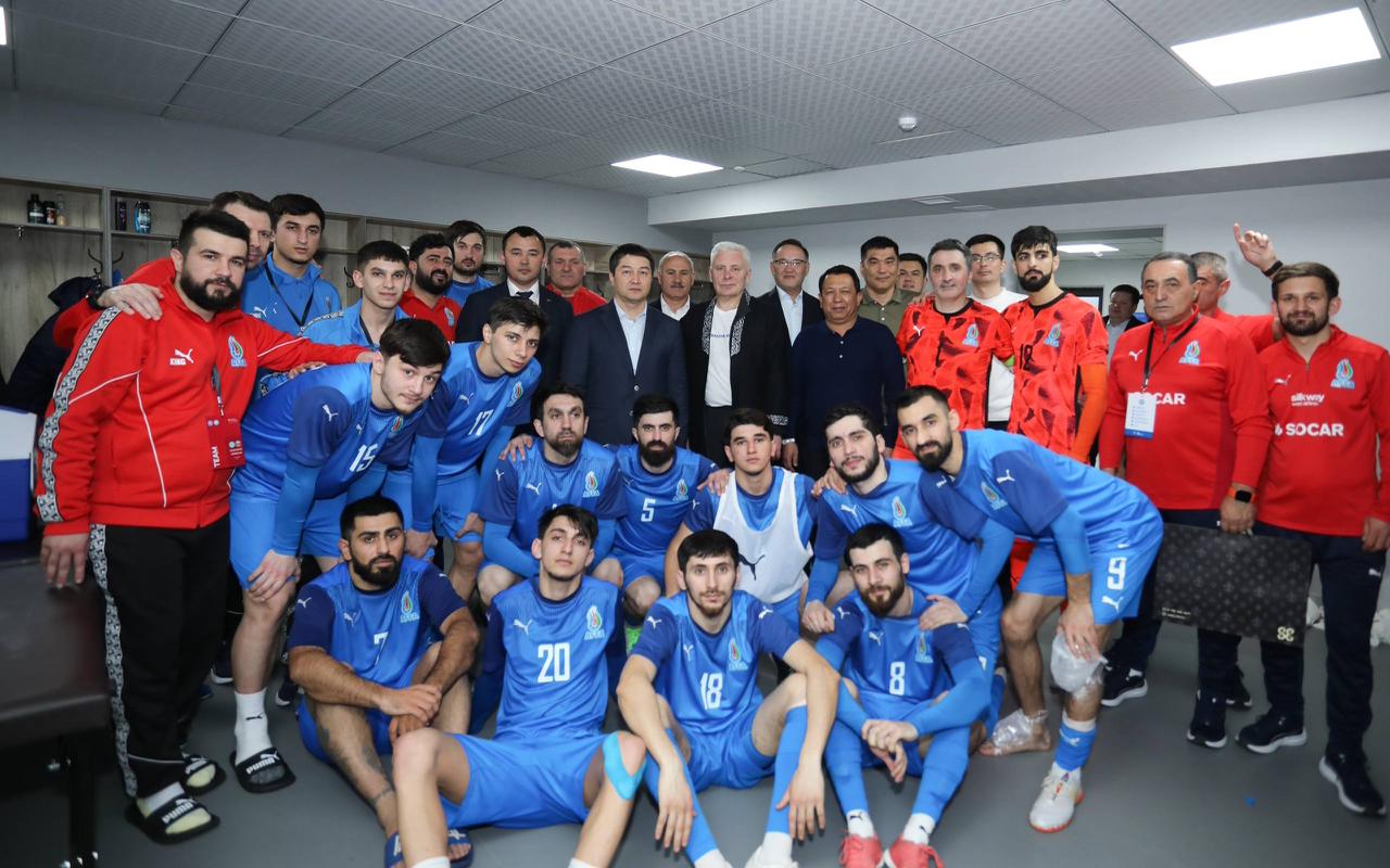 Сборная Казахстана по футзалу уверенно одержала две победы над Азербайджаном в Актау