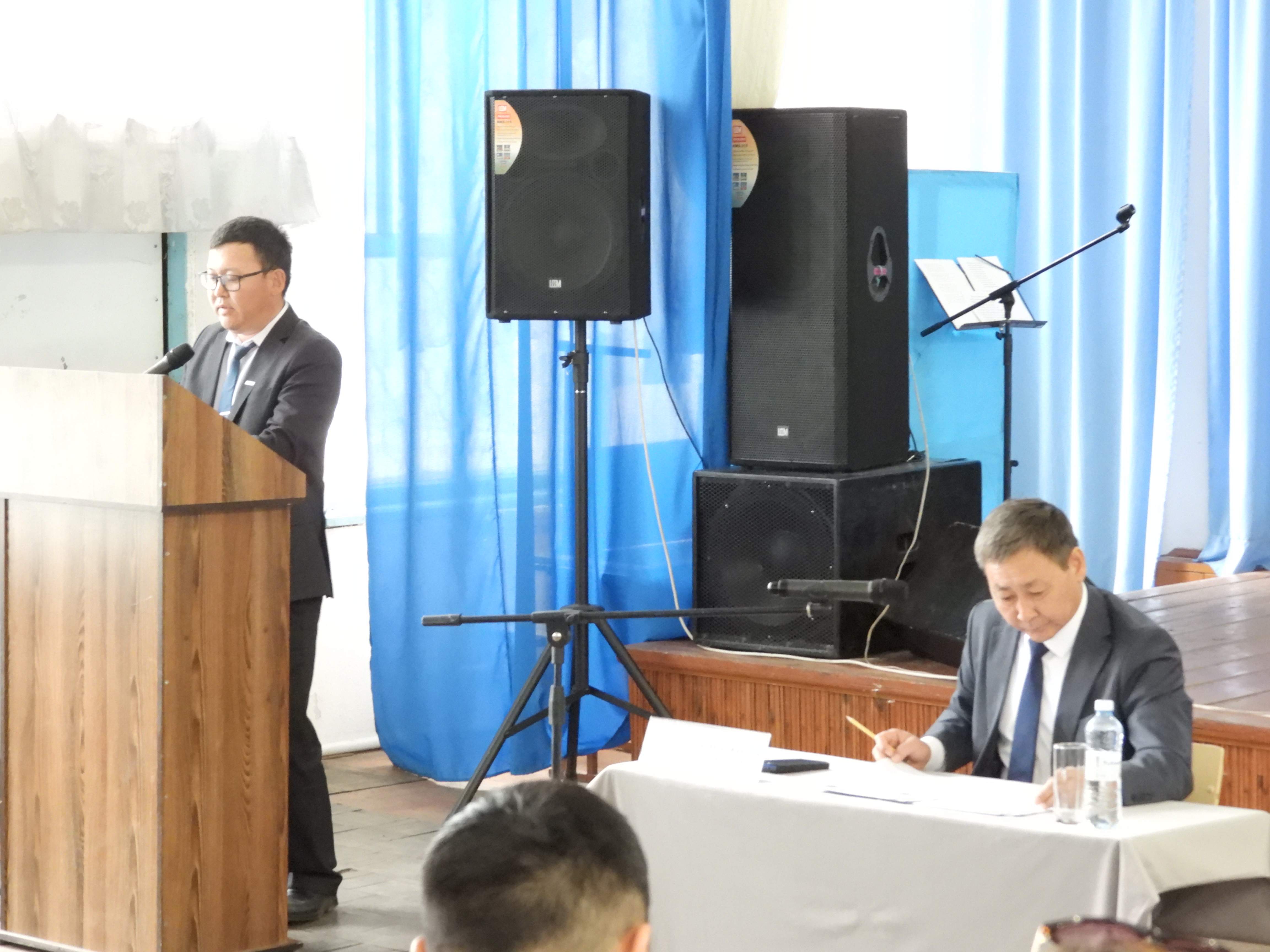 Халықпен кездесулер