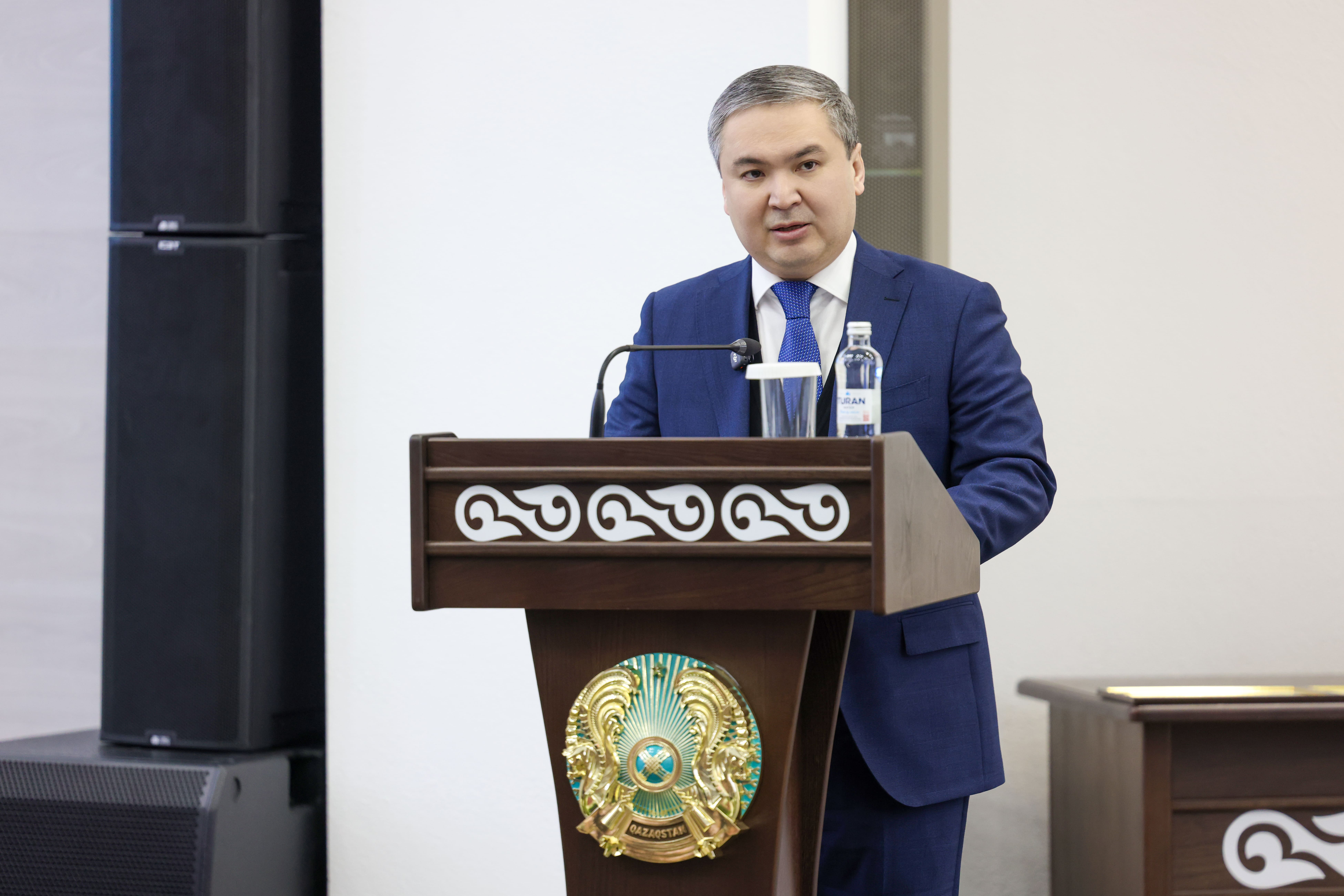 Торжественное мероприятие в честь Дня работников ЖКХ прошло в Министерстве промышленности и строительства