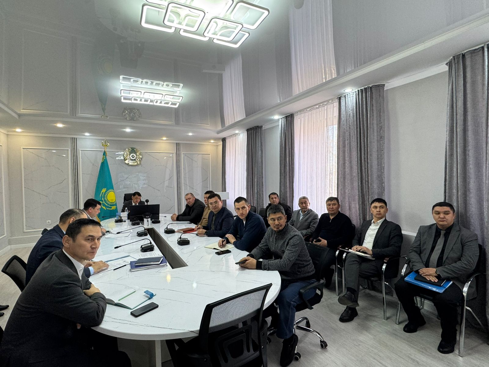 16 апреля 2026 года аким района Анбаев Р.А. принял участие в областном селекторном совещании