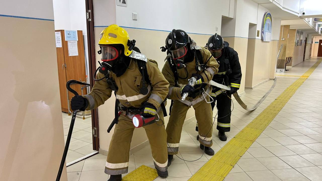 Тараз қаласындағы мектепте өрт-тактикалық сабақ өтті