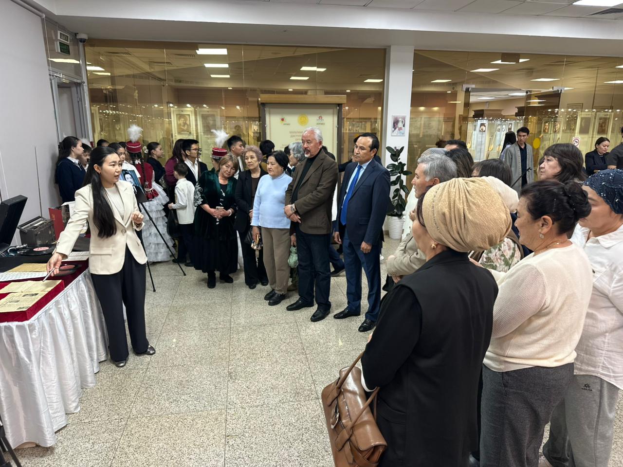 Алматы қаласында «Данеш салған әуен» атты көшпелі көрме өтті