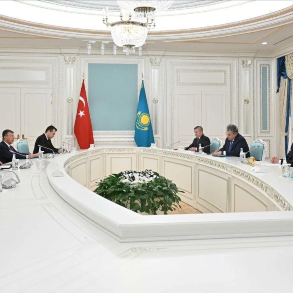 Мемлекет басшысы Түркияның Вице-президенті Джевдет Йылмазды қабылдады