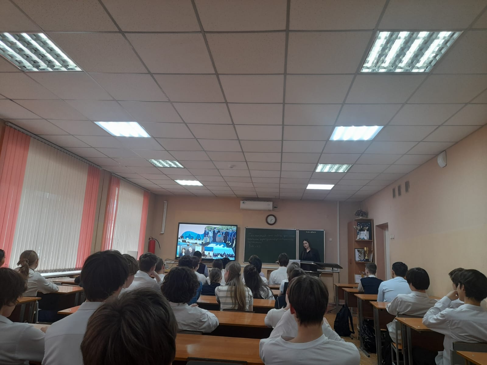 Оқушылармен кездесу