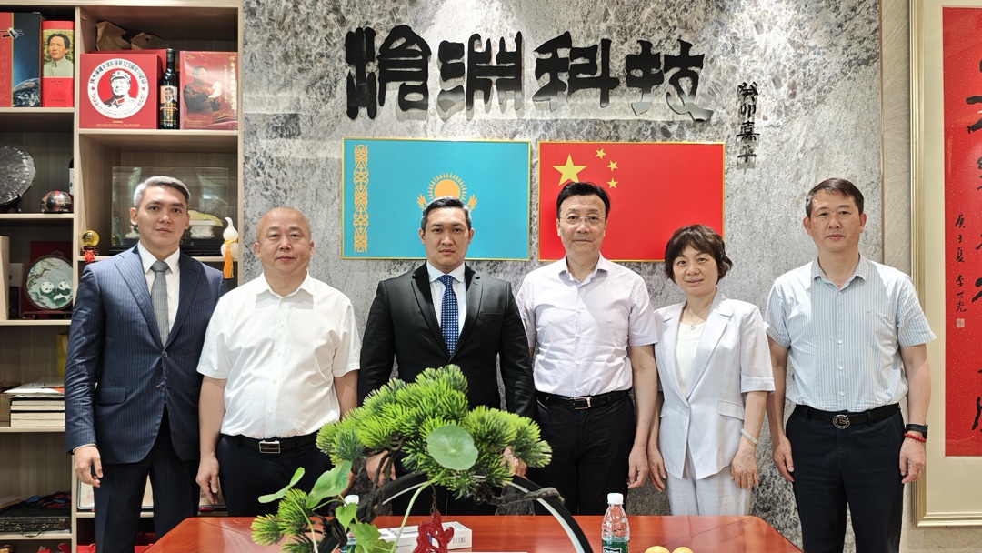 Қазақстан мен Қытай білім беру саласындағы ынтымақтастықты Гуандун шет тілдері және сыртқы сауда университеті алаңында тереңдетуде