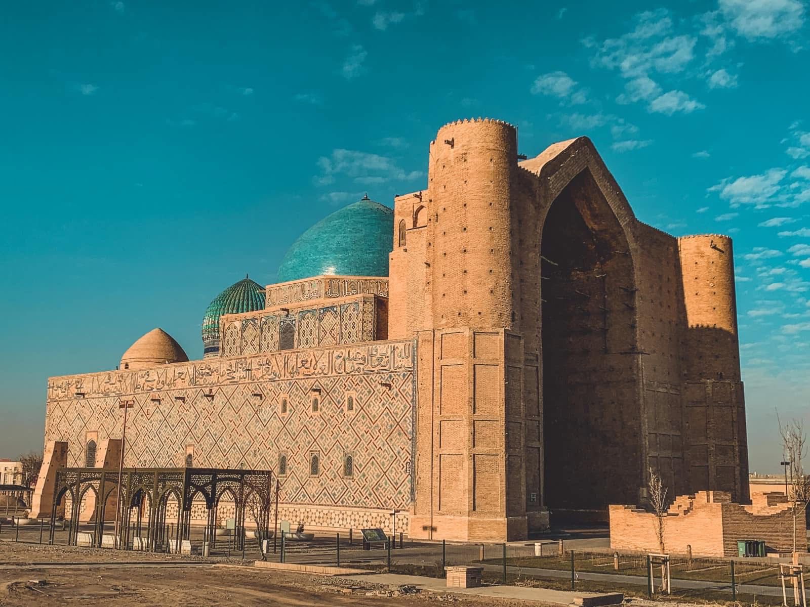 ТҮРКІСТАНДА КЕСЕНЕНІҢ РЕСТАВРАЦИЯ ТАРИХЫНА АРНАЛҒАН ХАЛЫҚАРАЛЫҚ ҒЫЛЫМИ-ТӘЖІРИБЕЛІК СЕМИНАР ӨТТІ