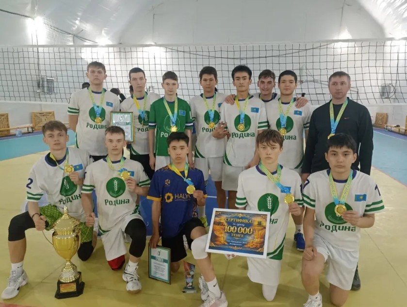 Команда сельского округа Родина - снова чемпионы по волейболу