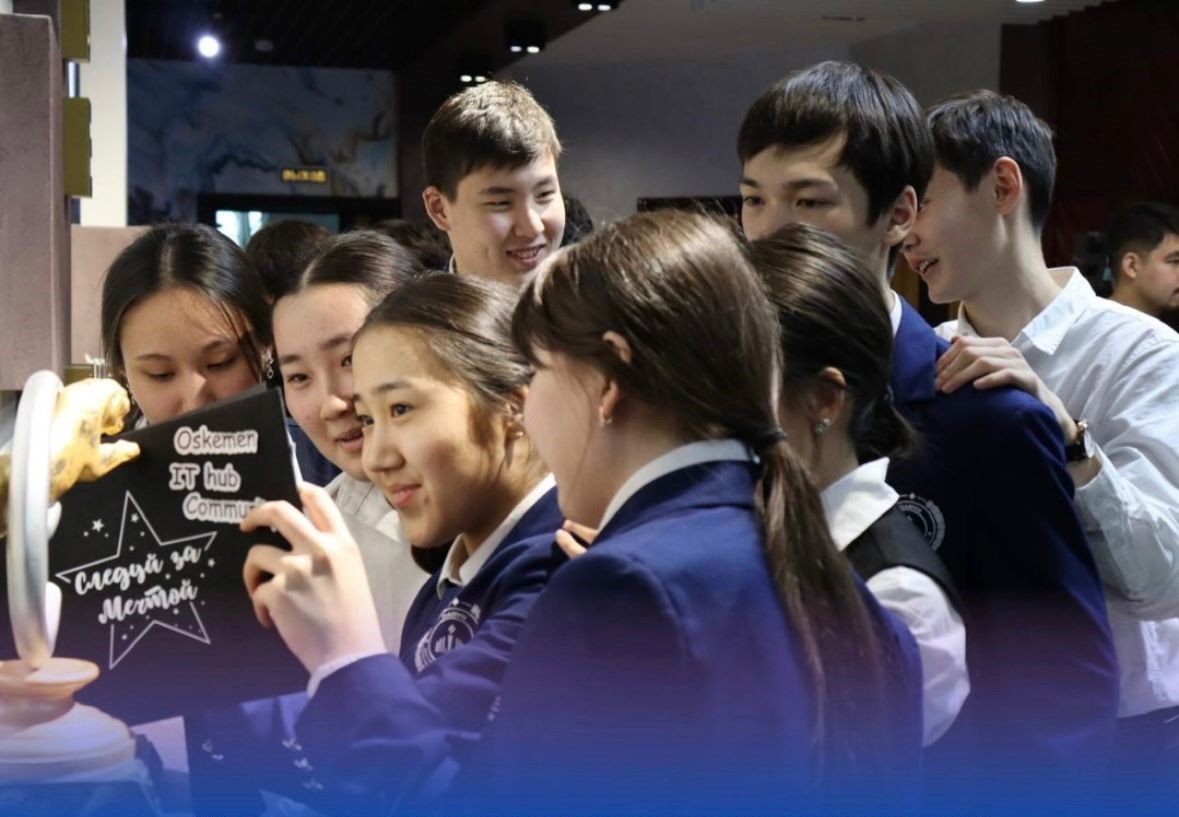 Жасанды интеллект және заманауи технологиялар қалай жұмыс істейді. Бүгінгі таңда жасанды интеллект қандай салаларда қолданылады