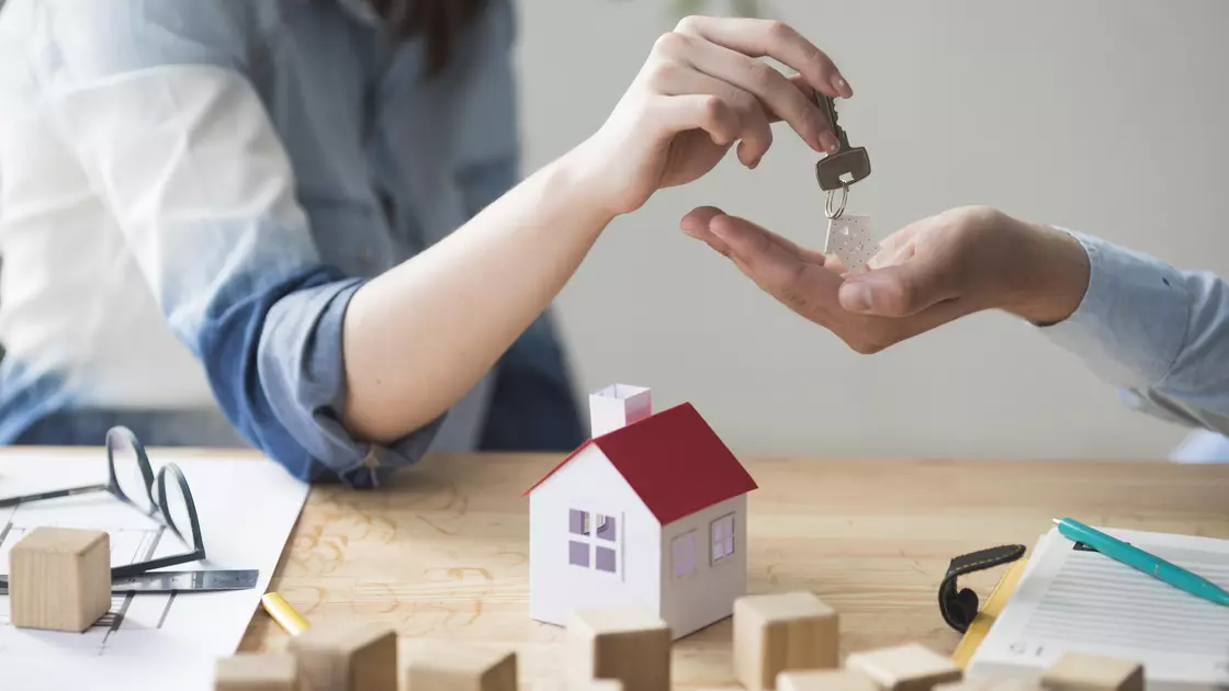 Новые правила использования "пенсионки" на жилье начали действовать в Казахстане